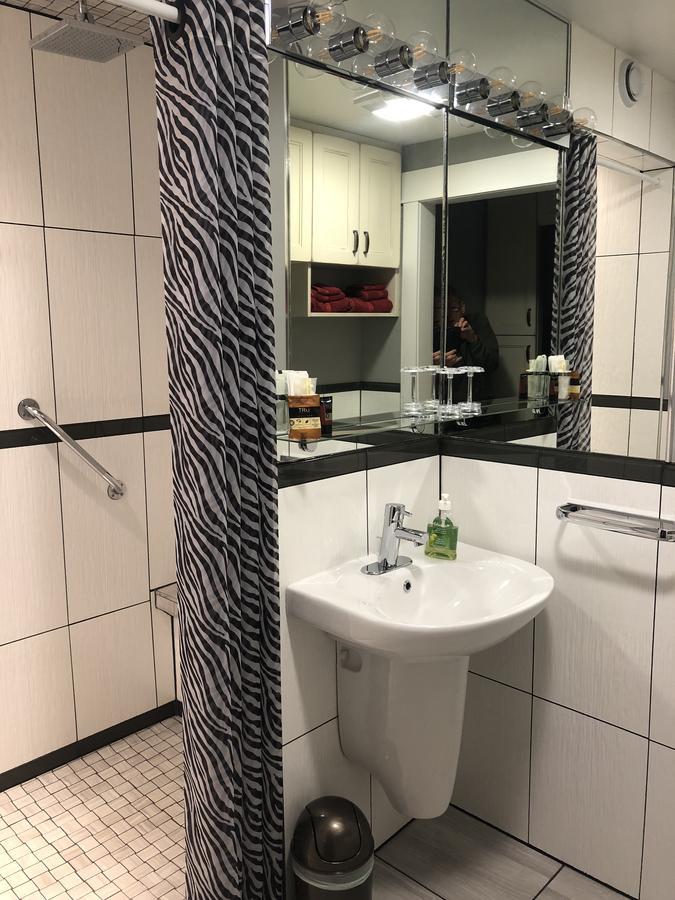 Studioone Pebble Beach Apartment Powell River Ngoại thất bức ảnh